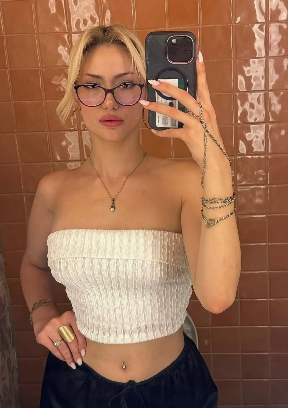 Yılanca Özel Hizmet Veren Bayan Escort Cıva