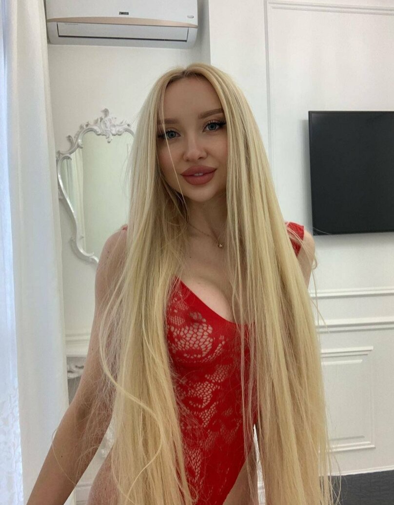 Yedigöz Sürekli Gelişen Kadın Escort Zümra