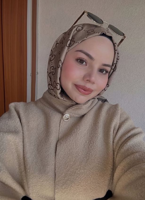 Polateli Aşka Doymuş Kadın Escort Bayan Yeliz