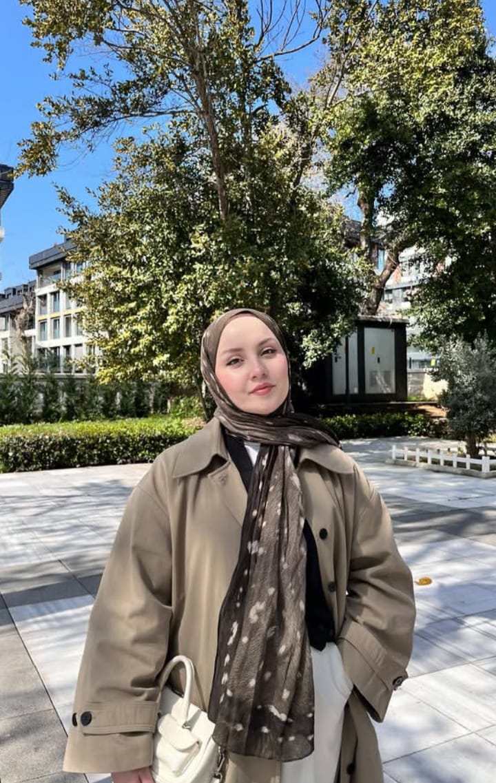 Haydarlar Zarif Kadın Bayan Escort Kadeh