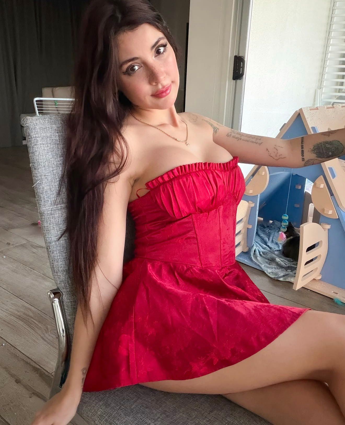 Cumhuriyet Rus Escort Aline